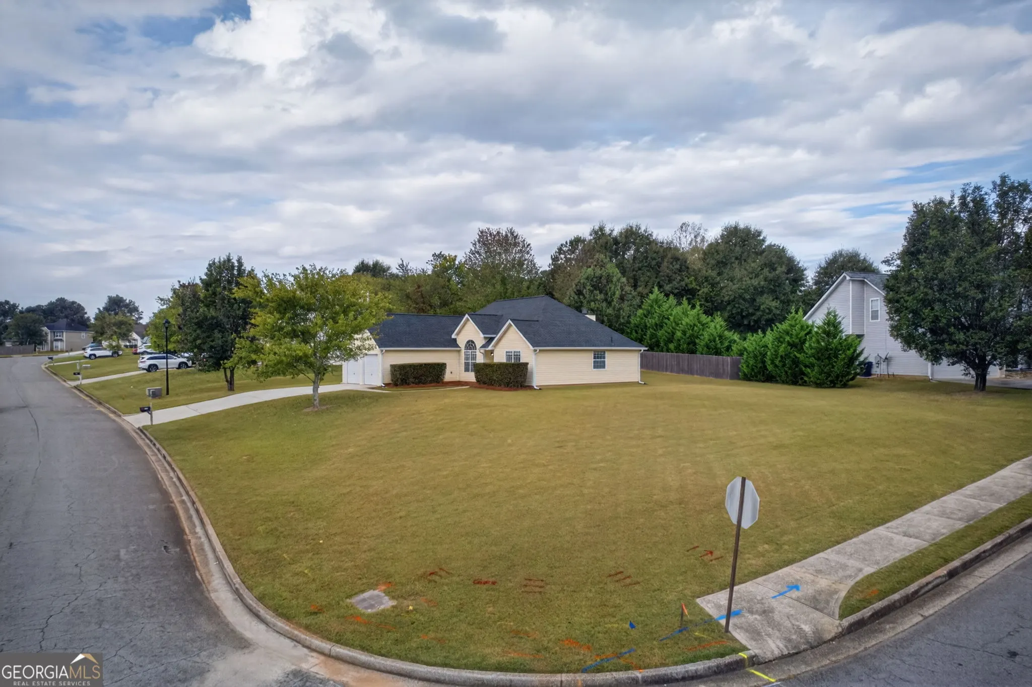 4135 Green Field Drive