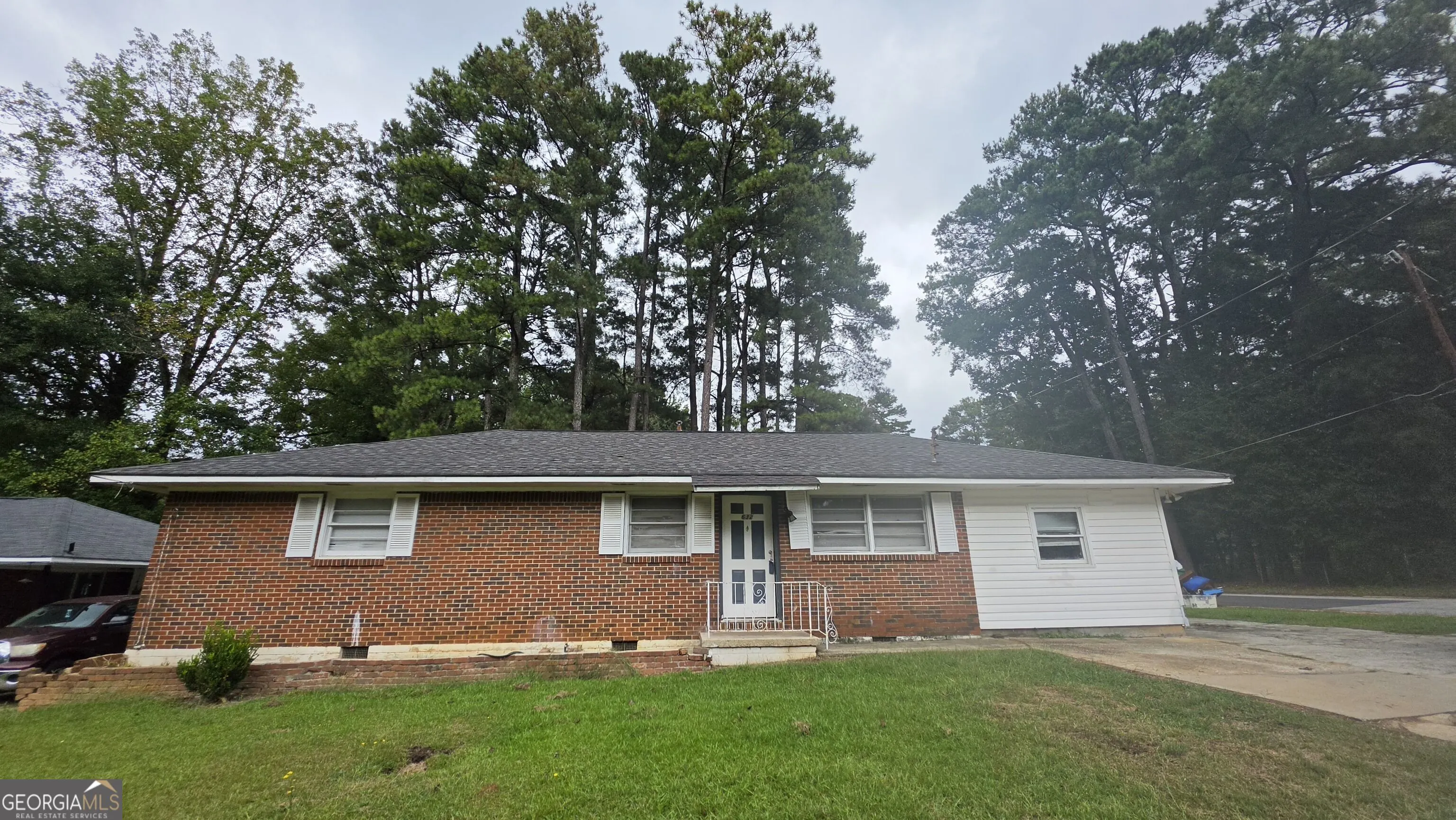 632 Pineridge Drive