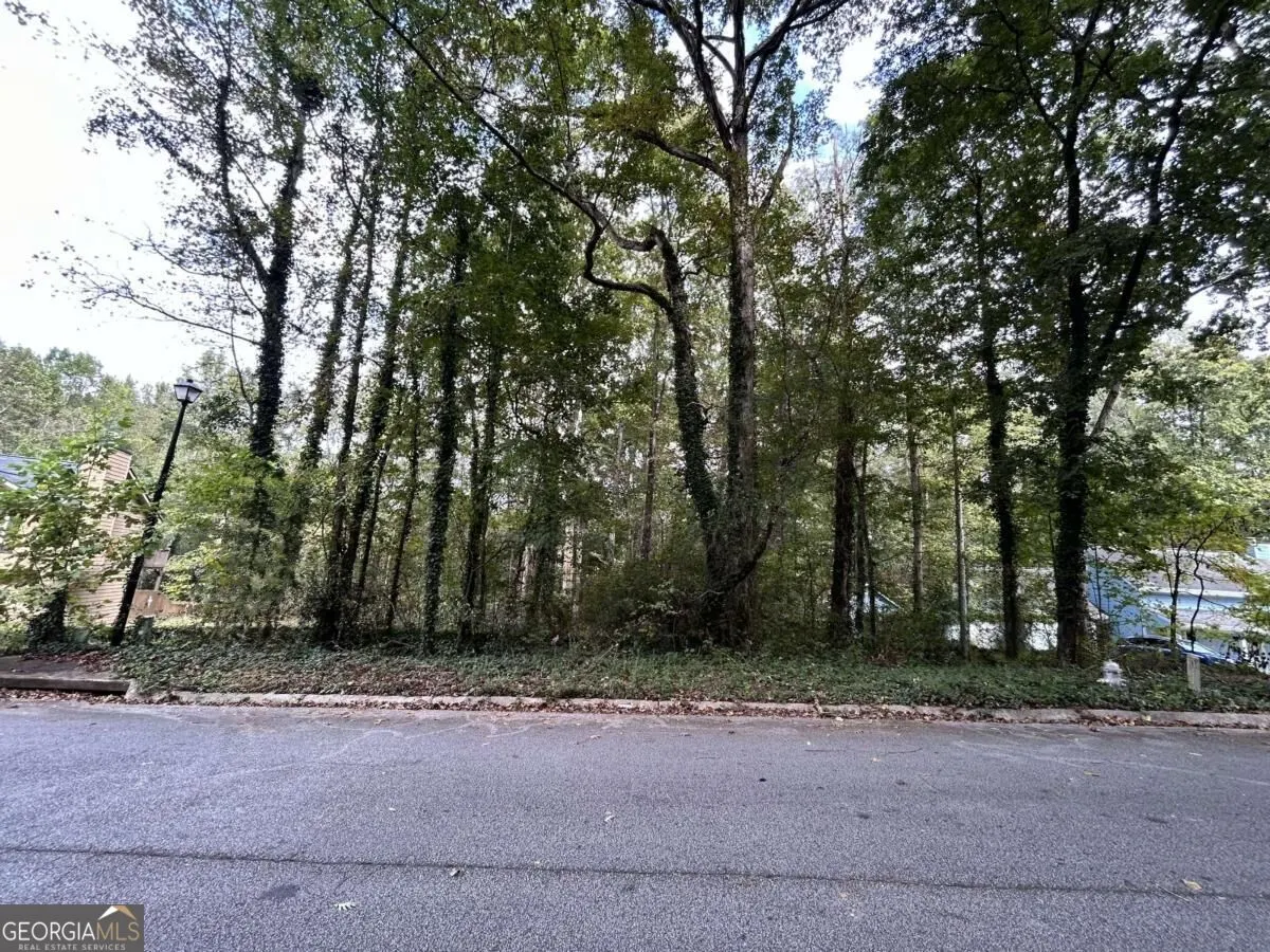 3291 Chesterfield Court