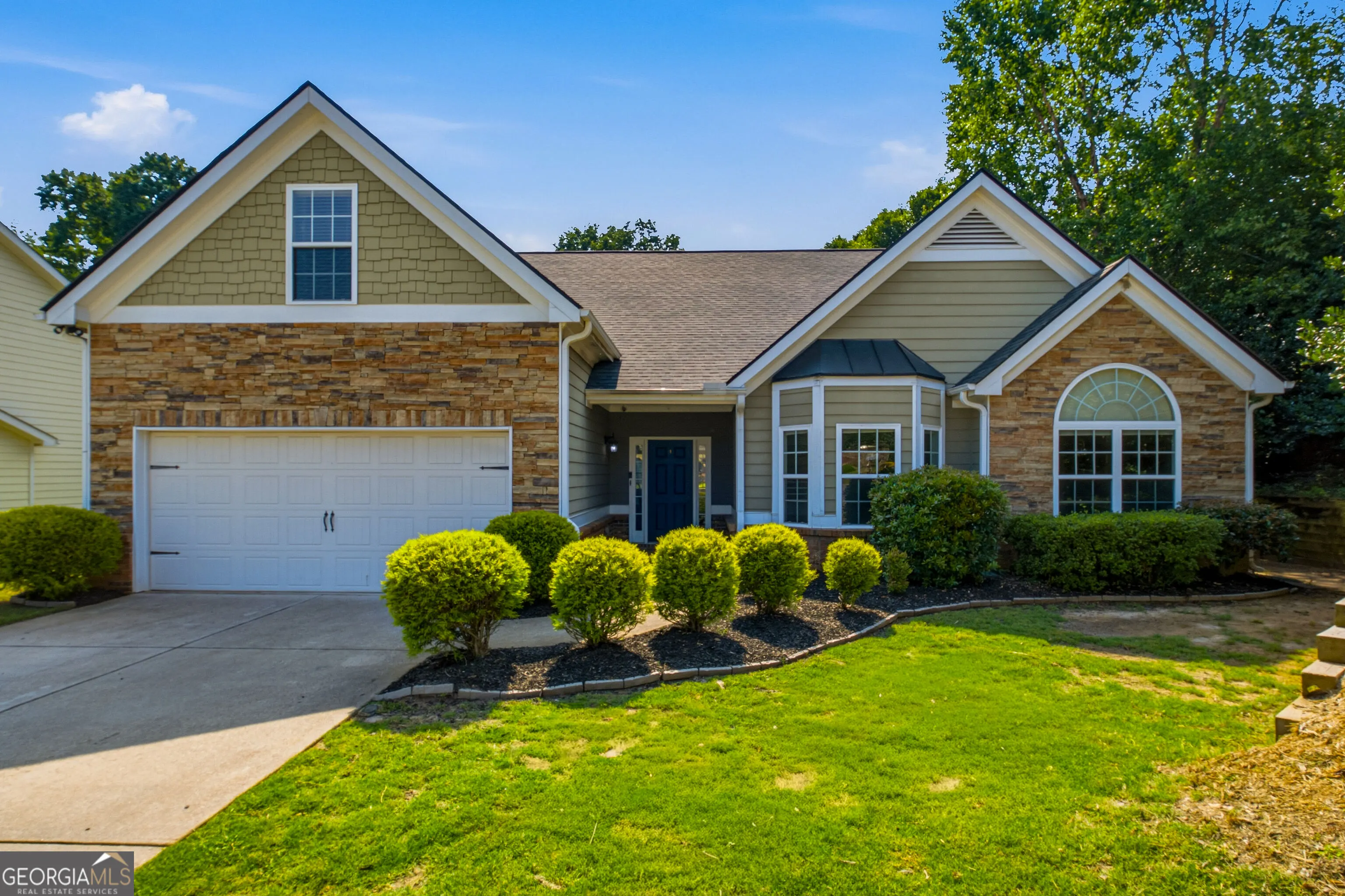 6204 Cove Creek Drive