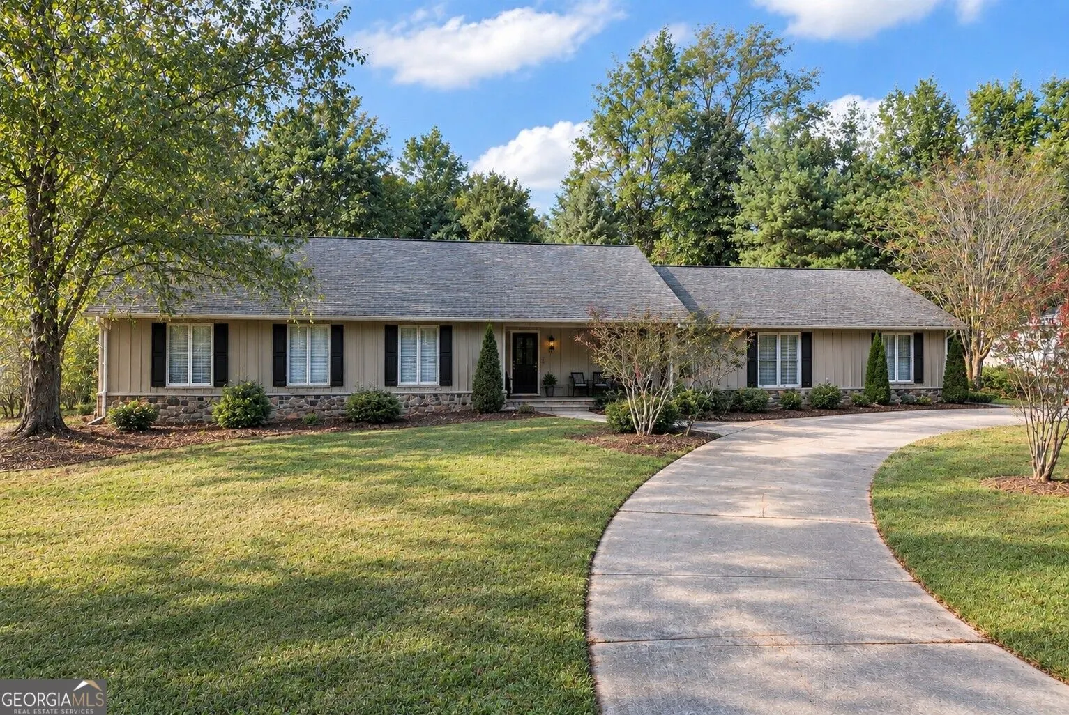 3526 Montgomery Drive