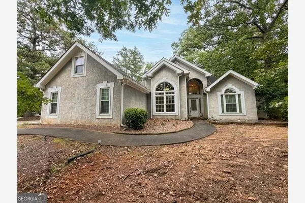 530 Country Club Drive