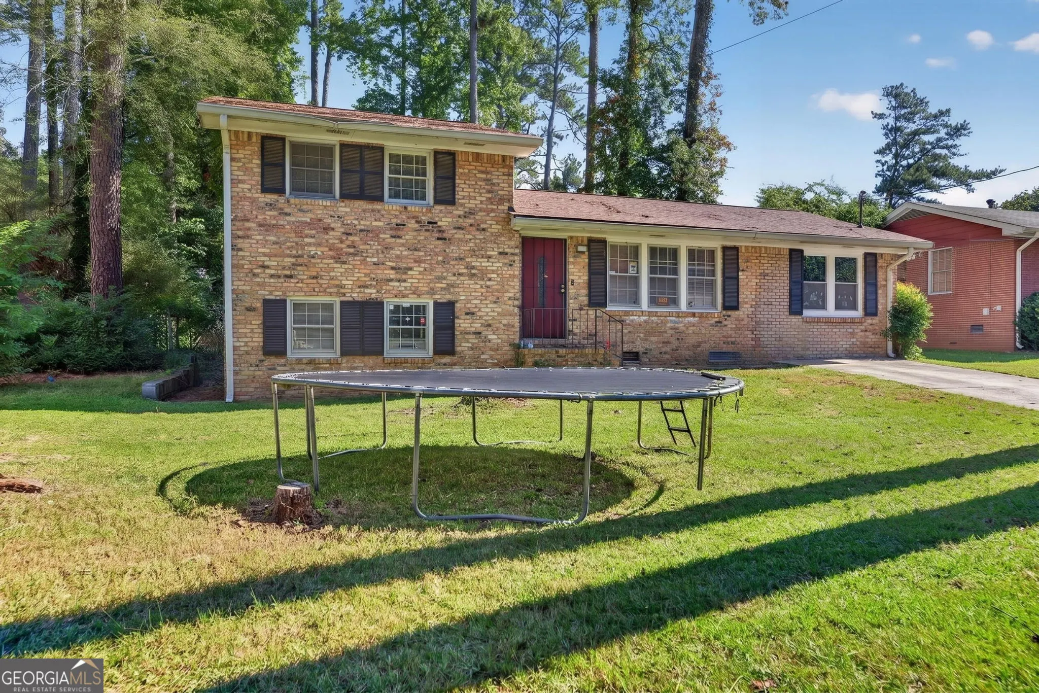 5918 Pinecreek Road