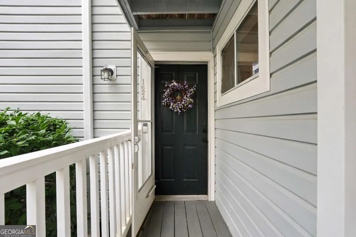 1624 1624 Raleigh Circle SE #1624
