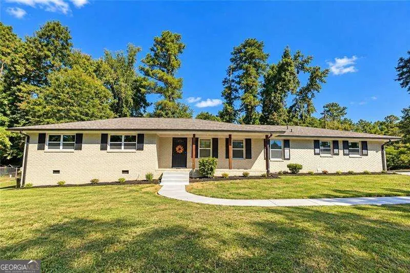 2613 Creek Lane