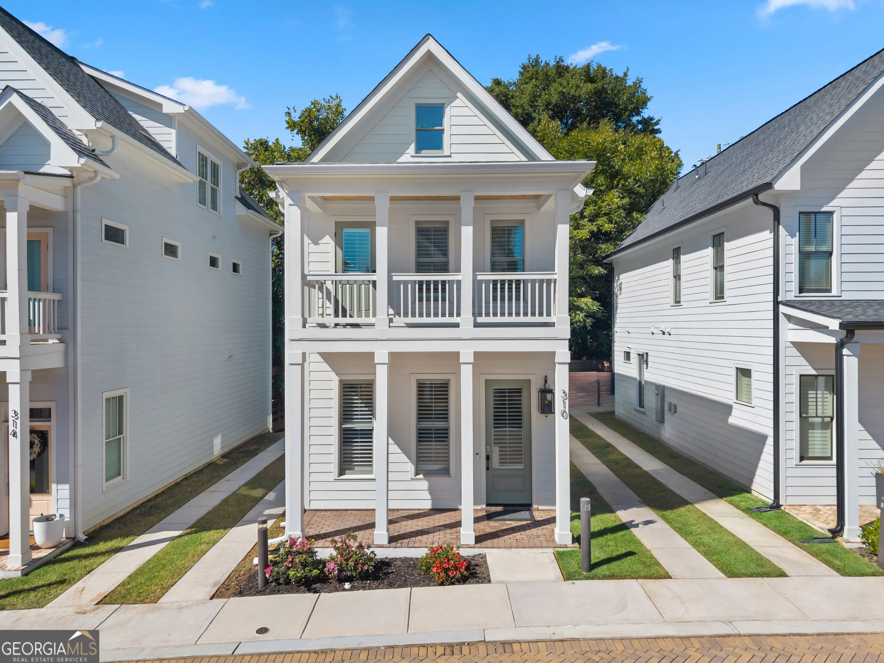 310 Clarendon Court