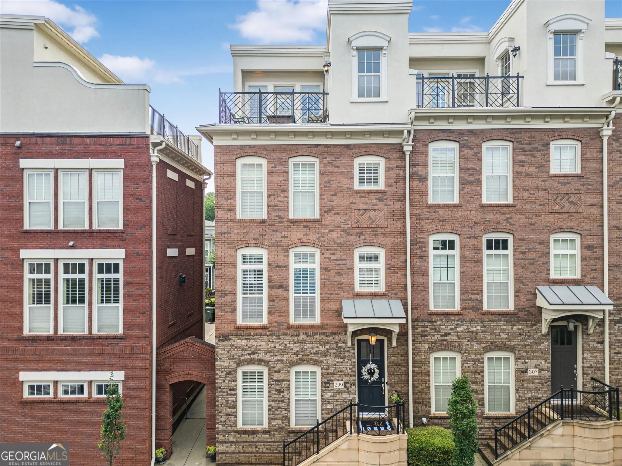 299 Green Street