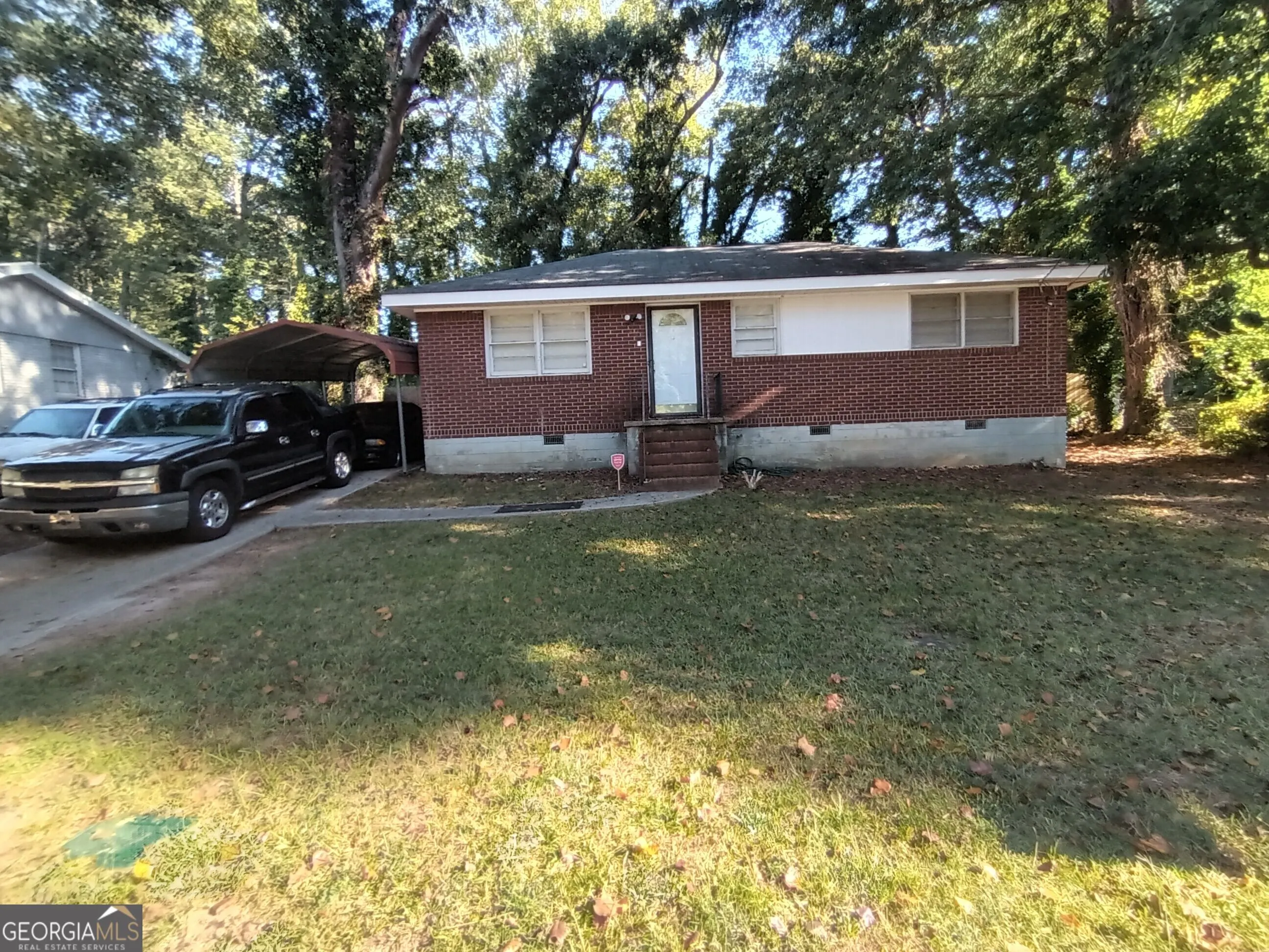 121 N Lake Drive #-