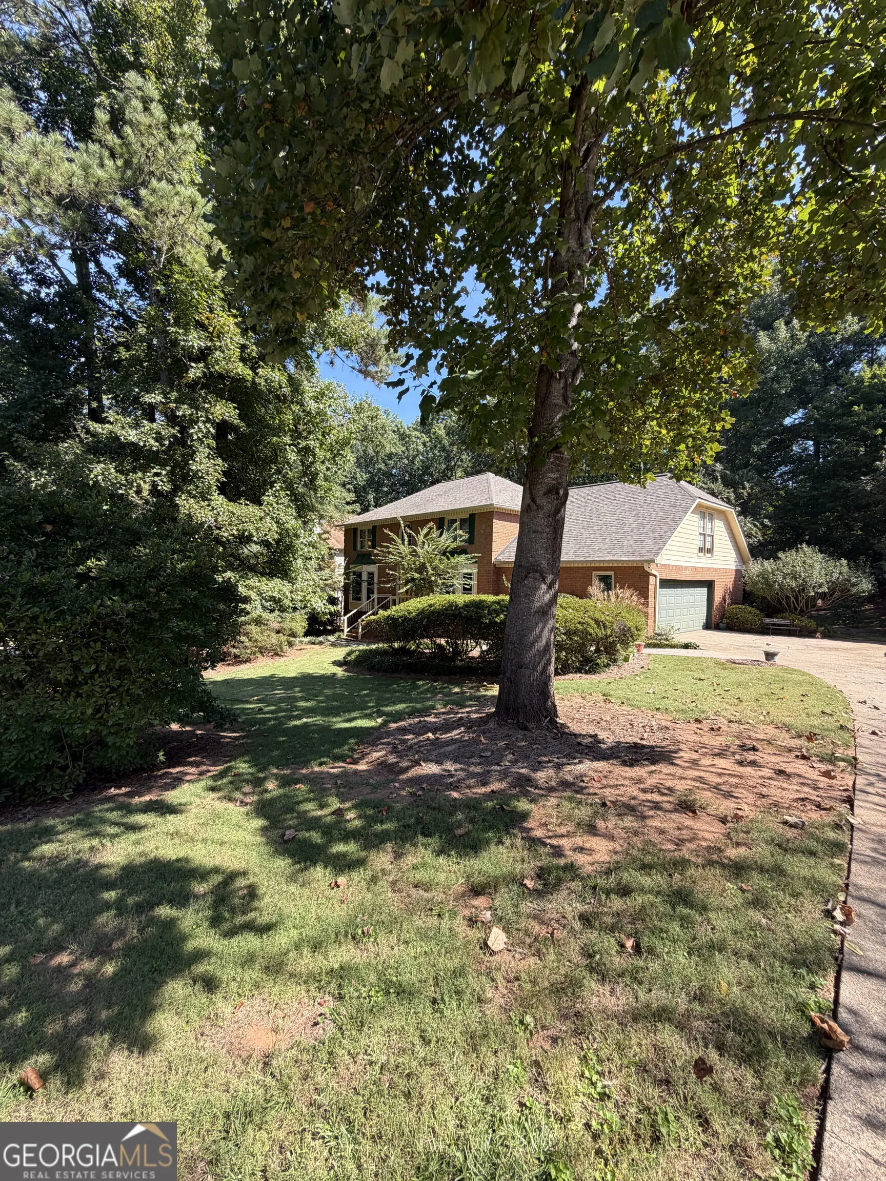 2722 Innsbruck Lane