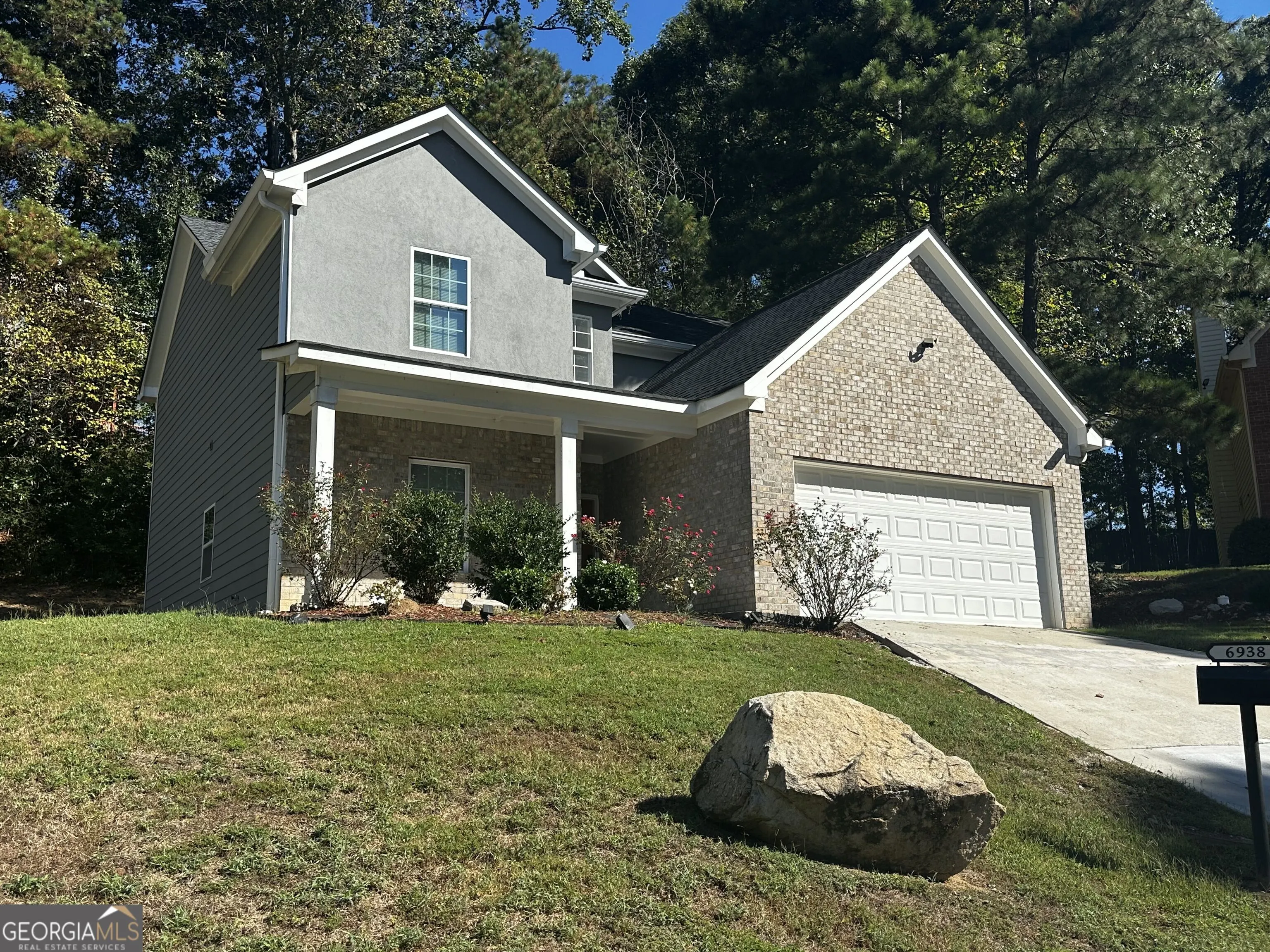 6938 Shadow Ridge Lane