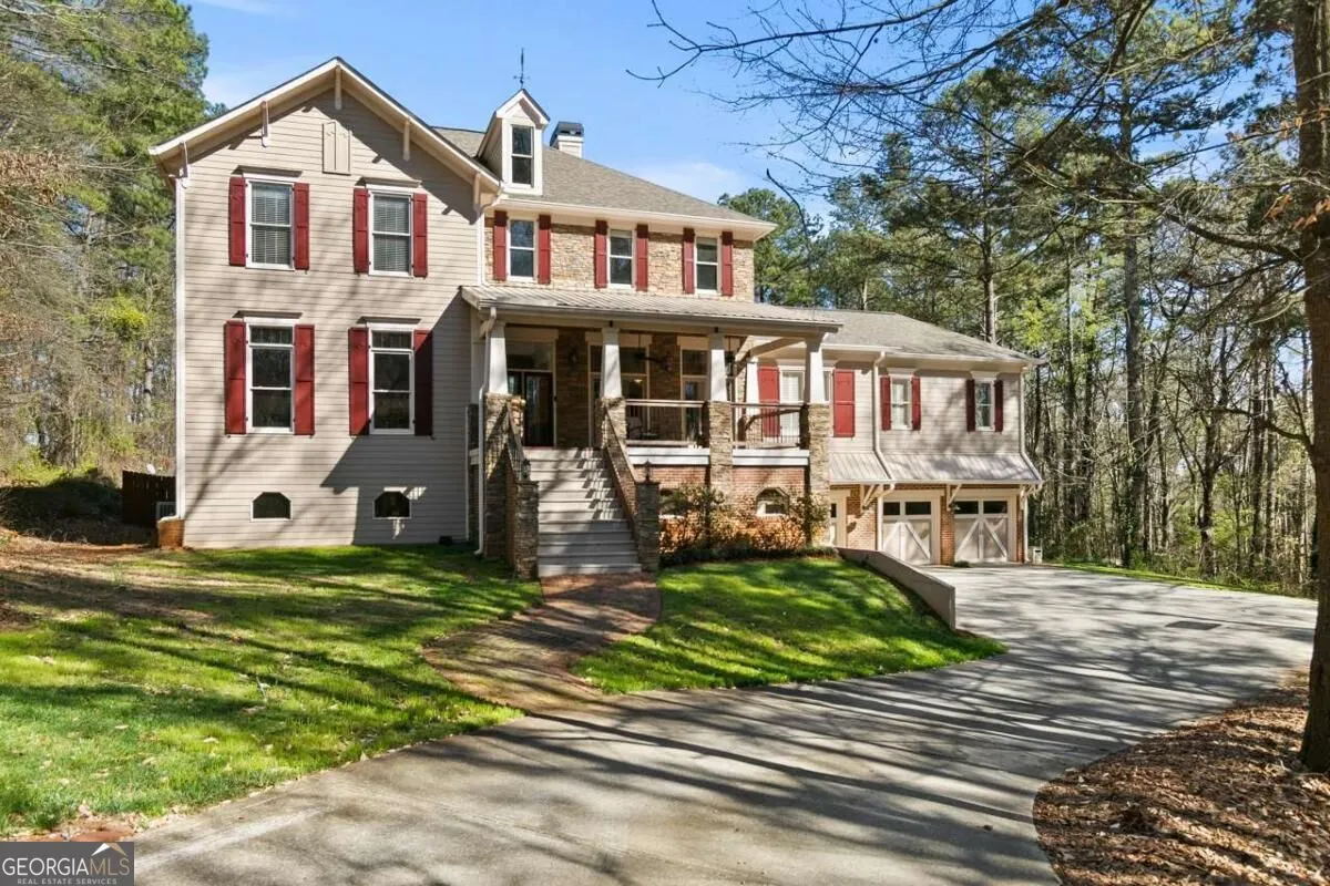 950 Casteel Road
