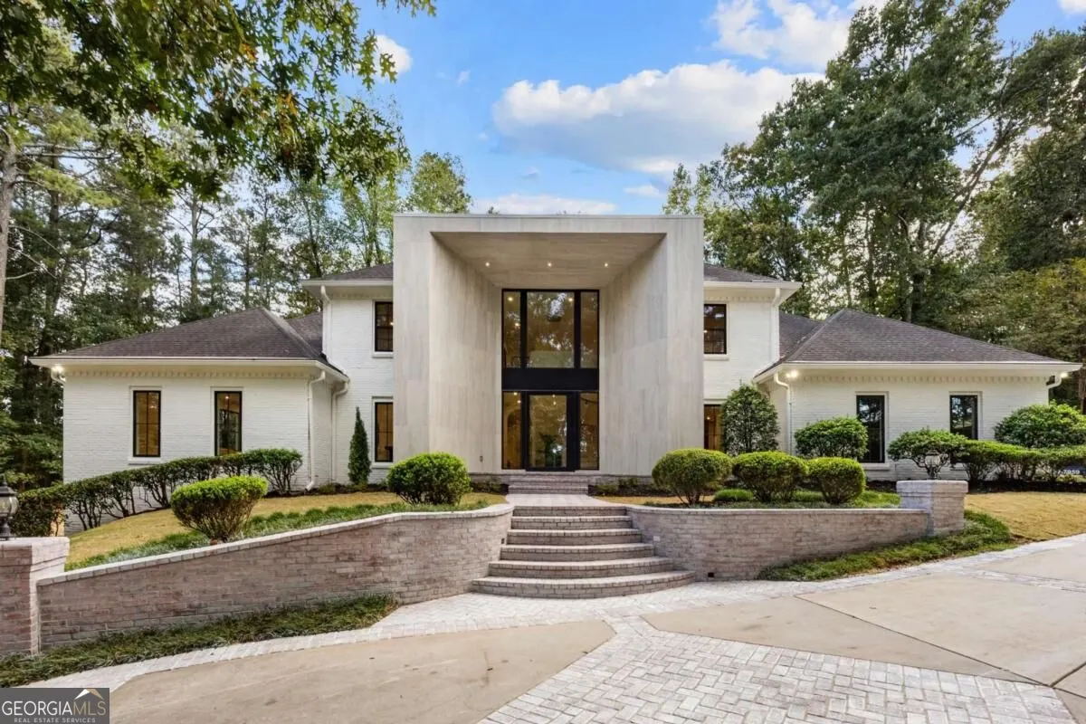 1120 Heards Ferry Road