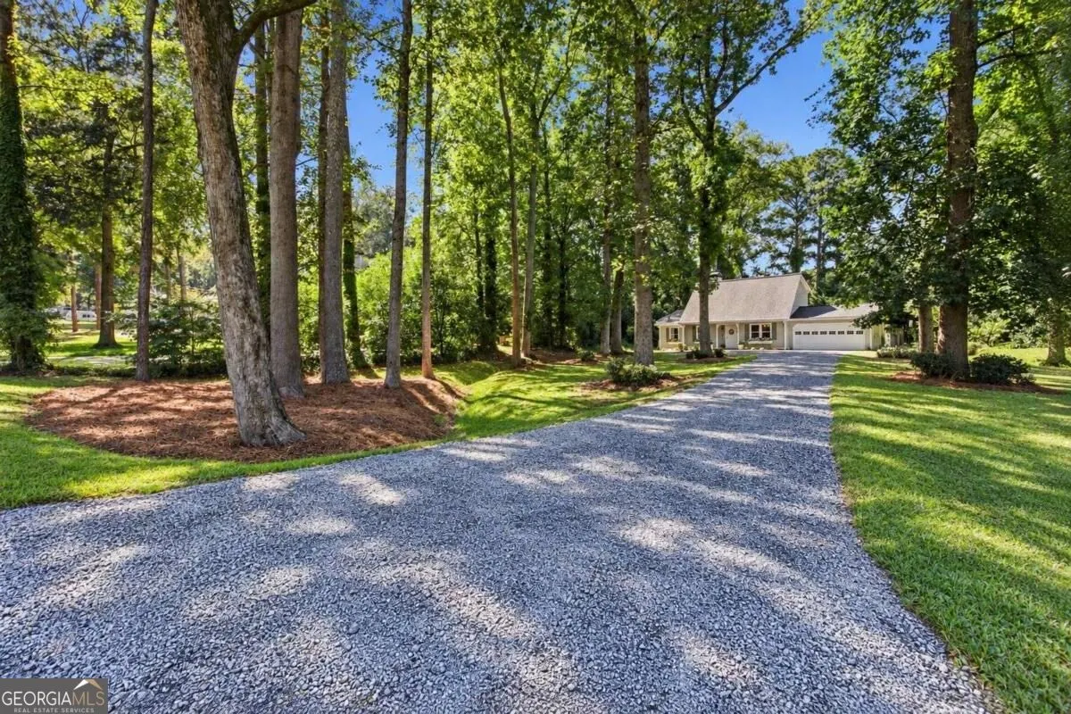 2545 Jewell Drive
