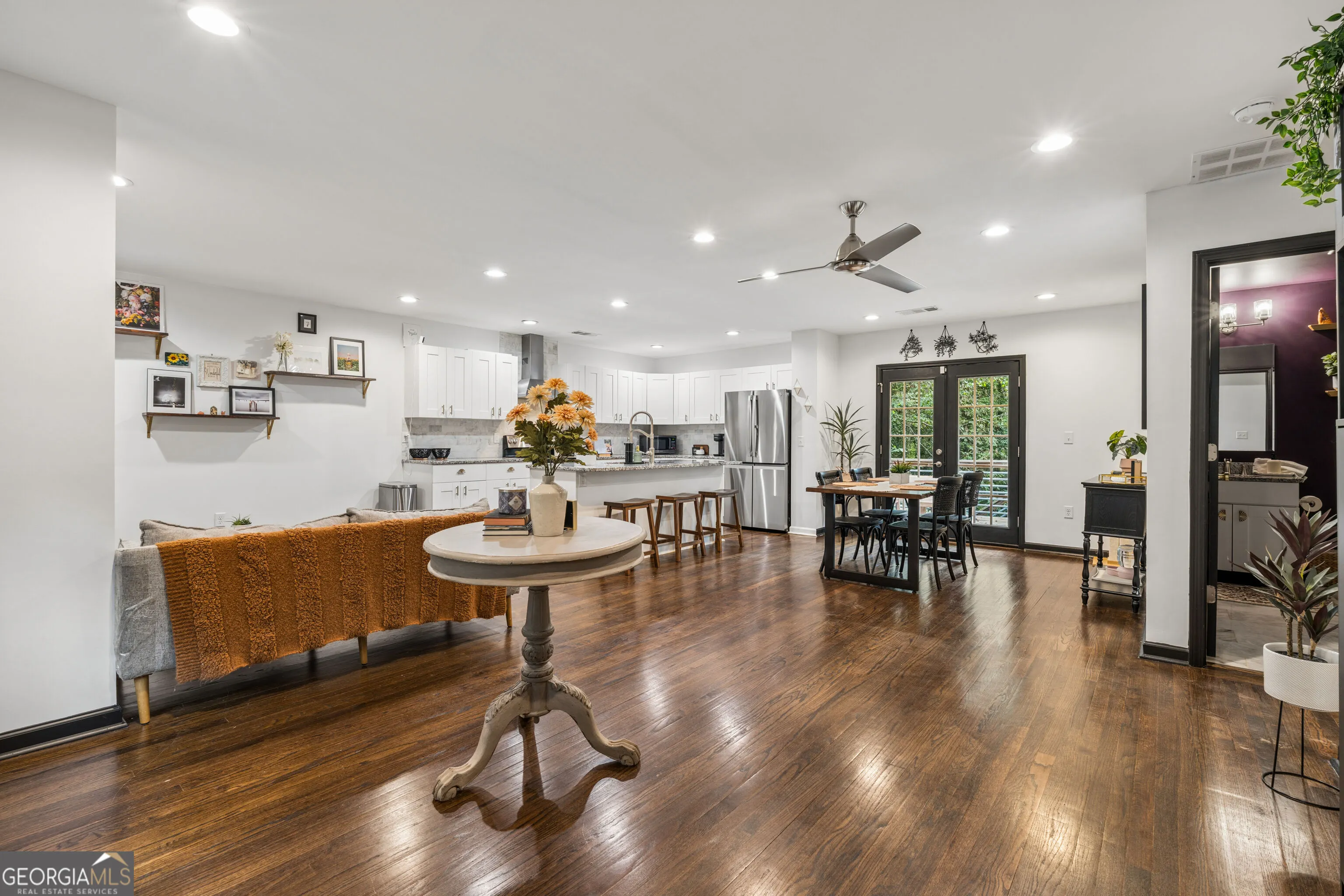 2127 Garden Circle