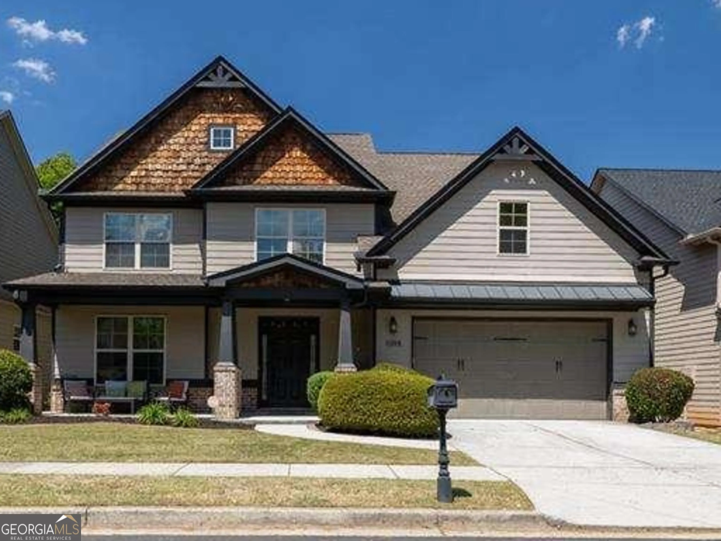 1098 Leybourne Cove
