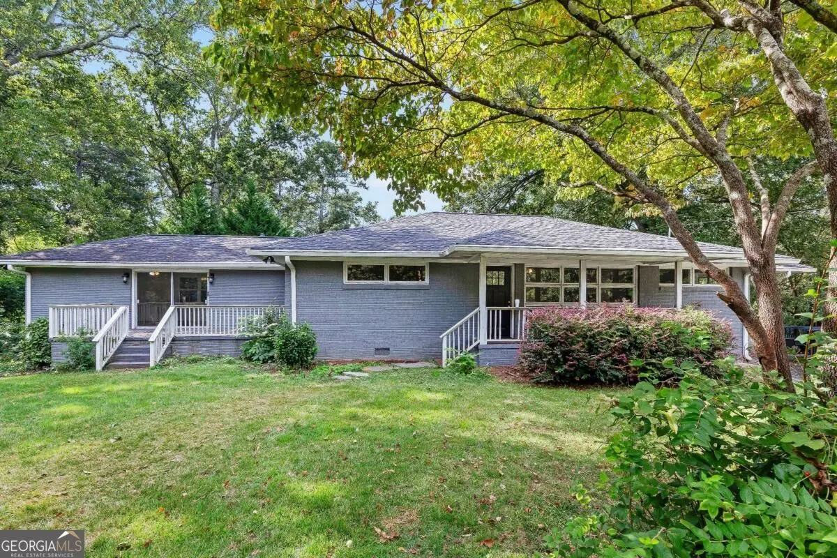 5720 Crabapple Drive