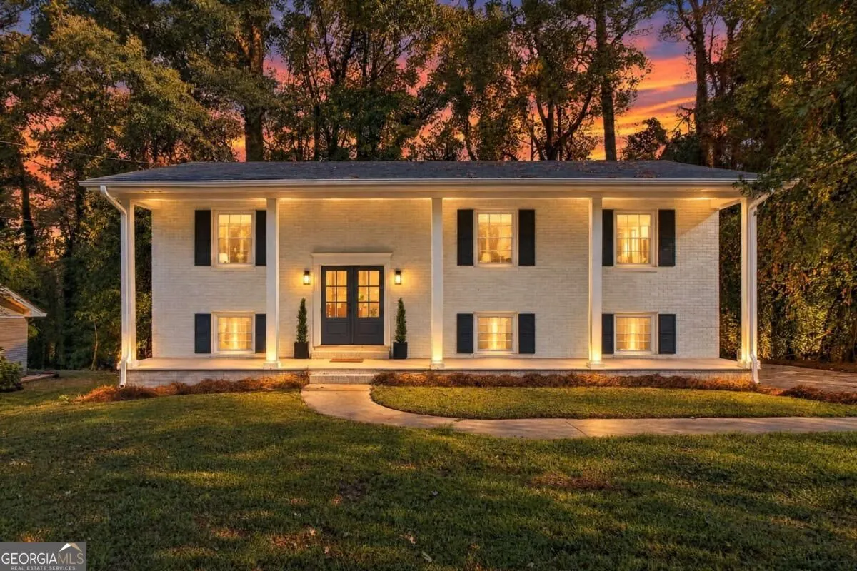 2131 Chevy Chase Lane