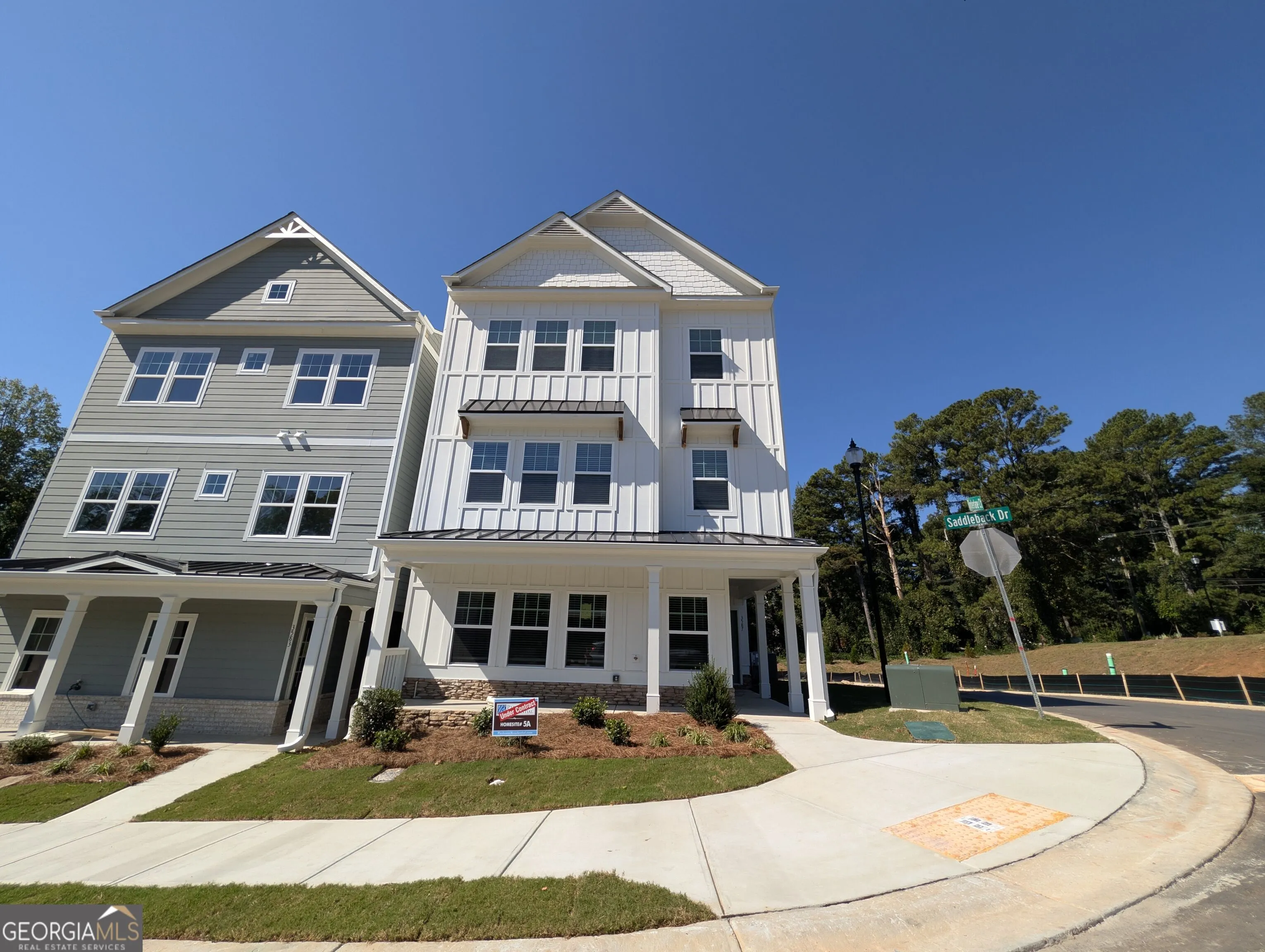 3571 Saddleback Drive