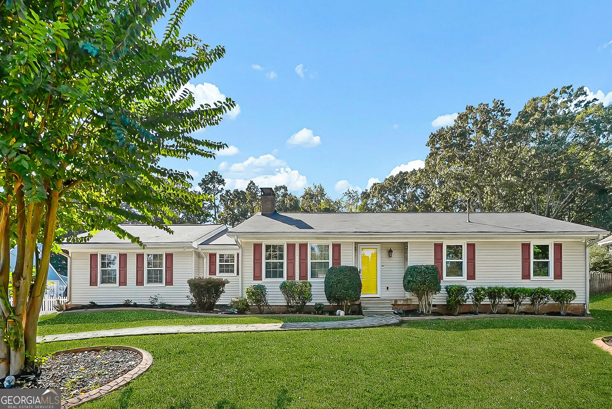 1114 Longwood Drive SW