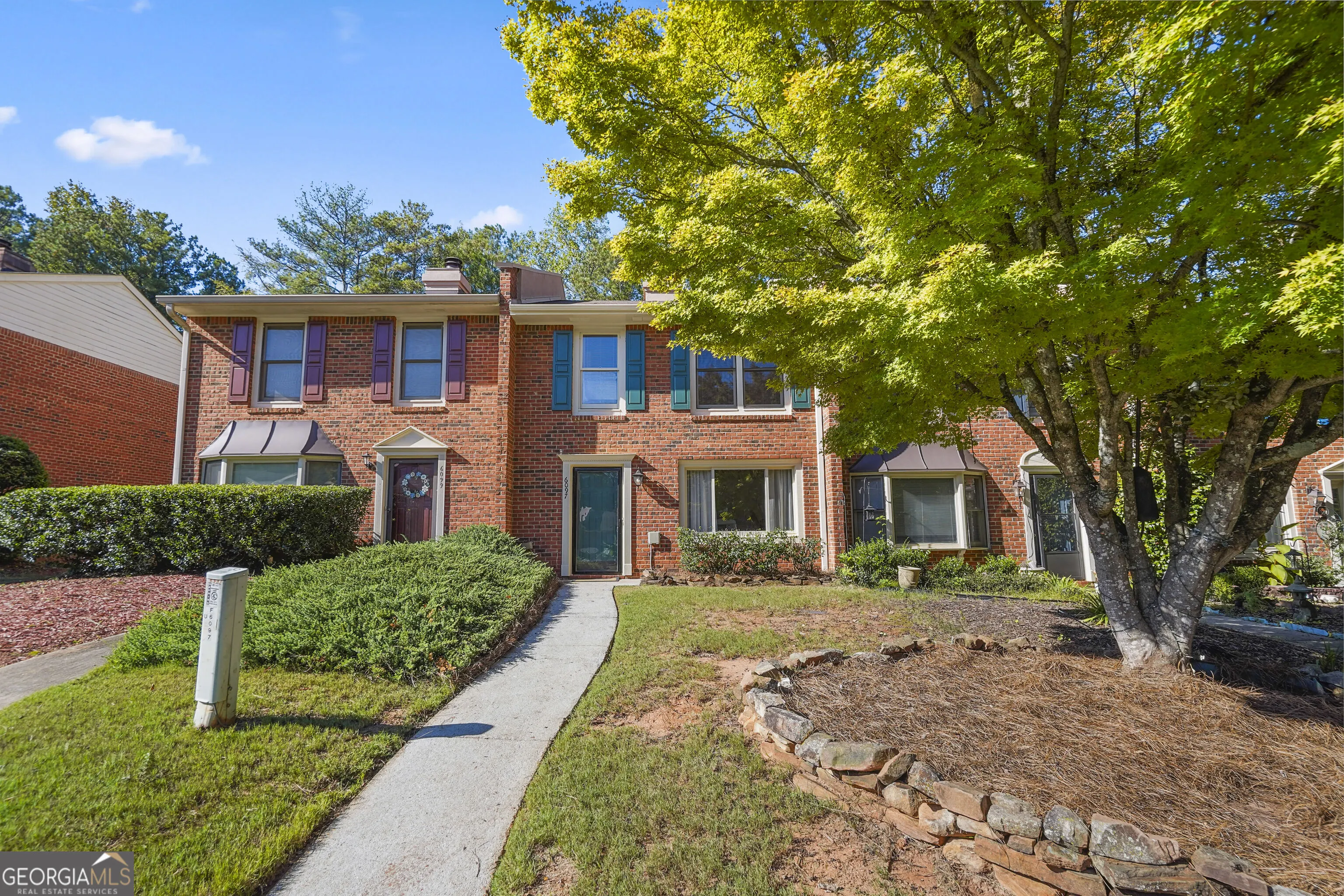 6097 Queen Anne Court