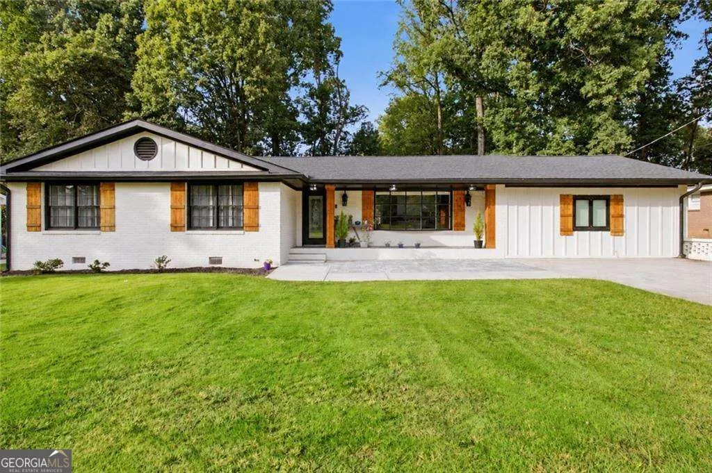 261 Lendon Lane