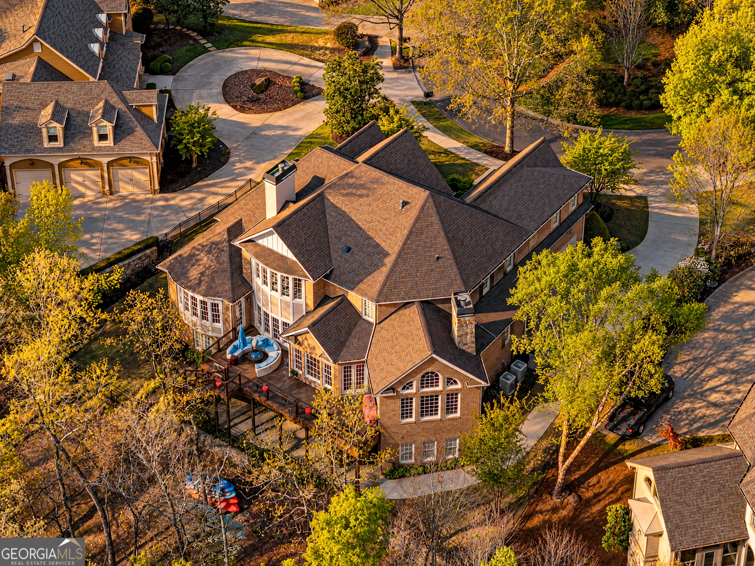 6221 Random Winds Bluff