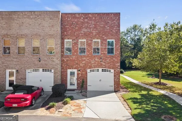 131 Riverwatch Court