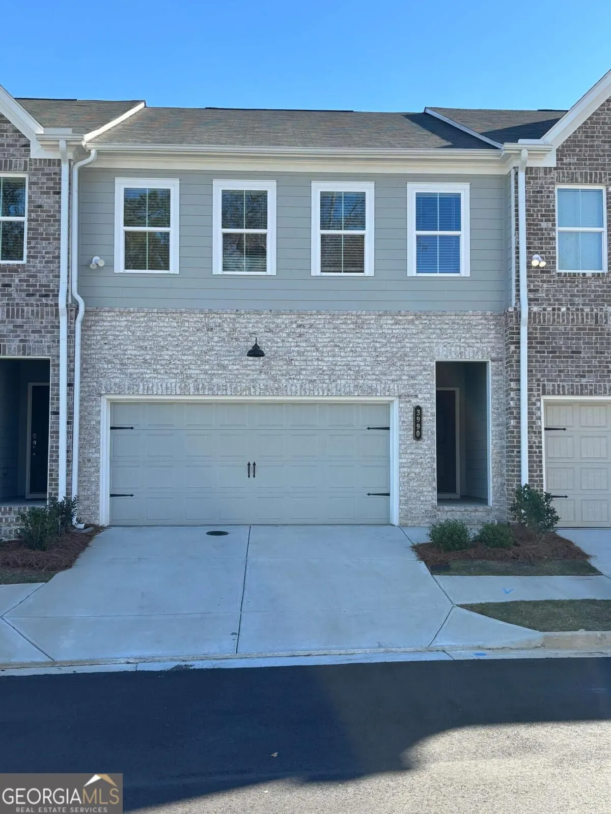 3990 3990 Denton Drive #3990