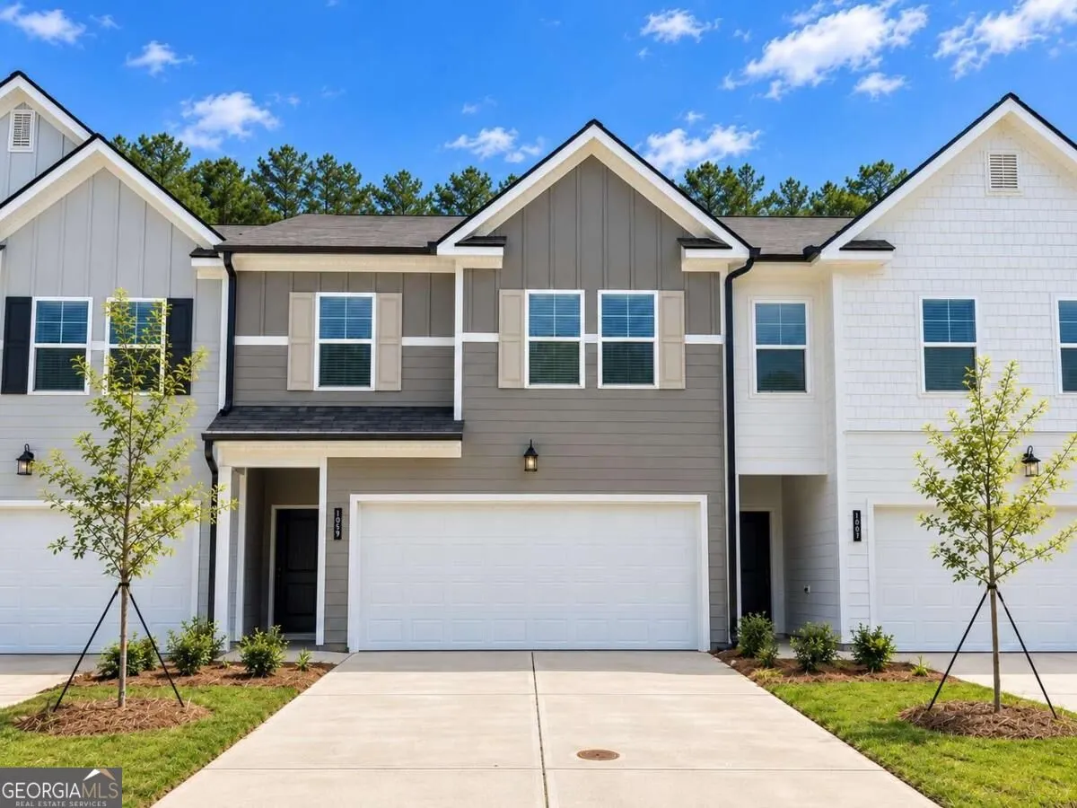 82 1059 MERRITT DR Merritt Drive #82