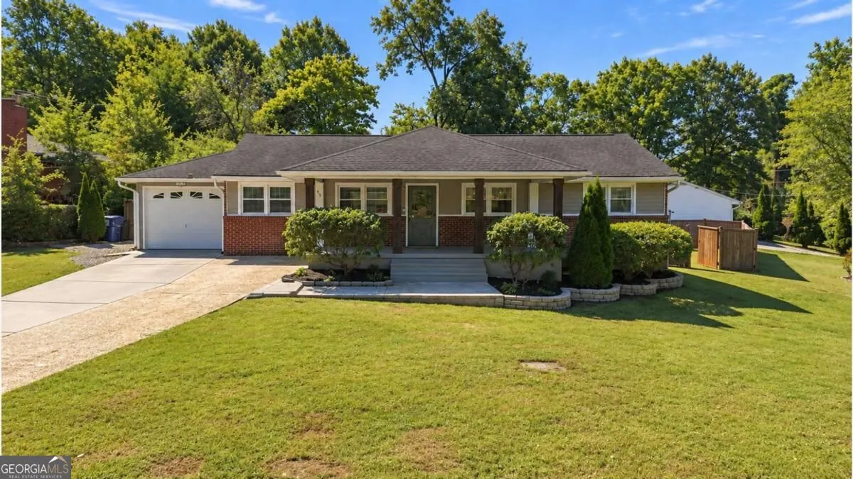 258 Rockin Hill Drive SW