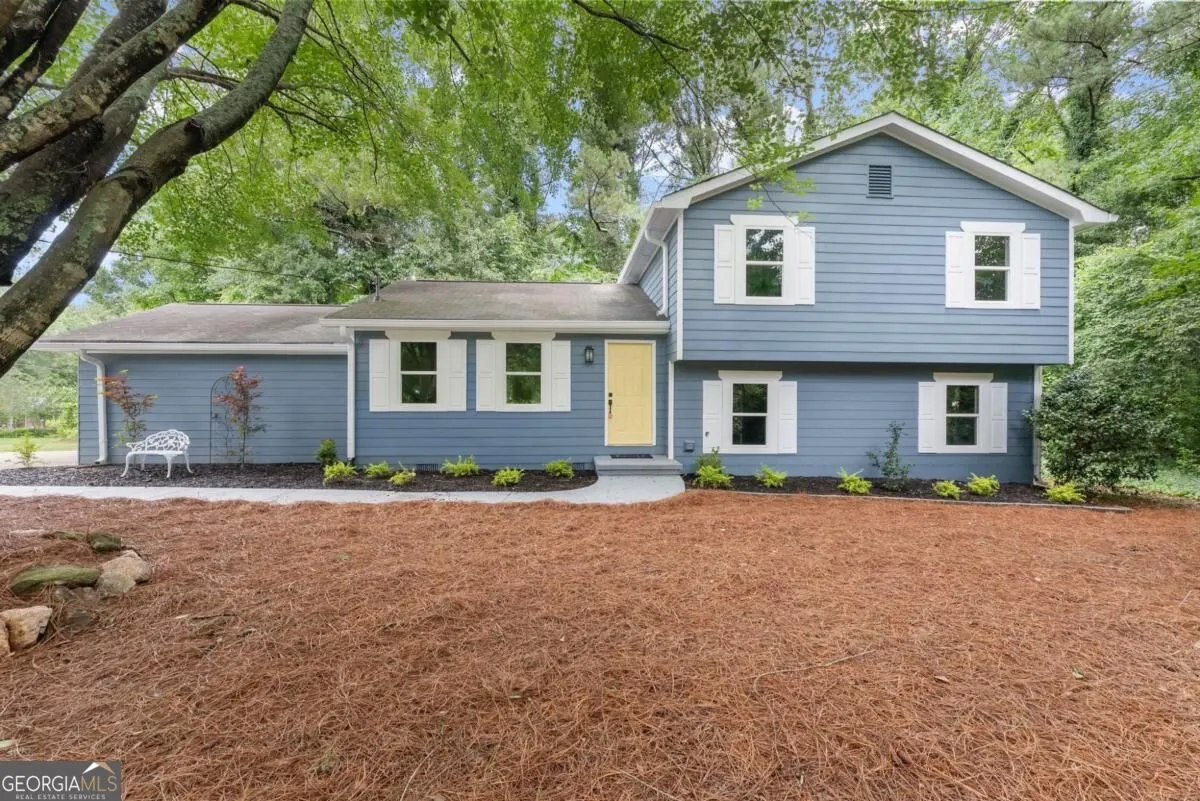 381 Plantation Boulevard