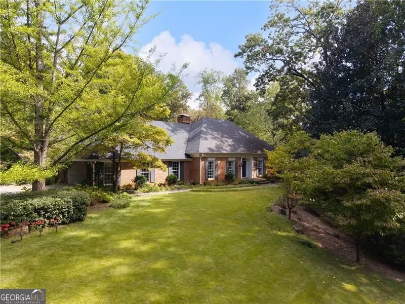 5715 Lake Island Drive