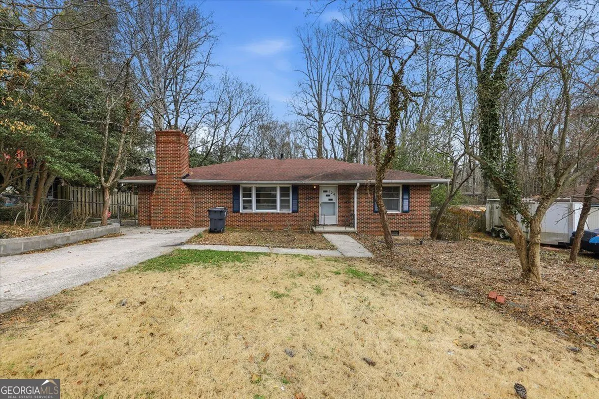 124 Larose Circle