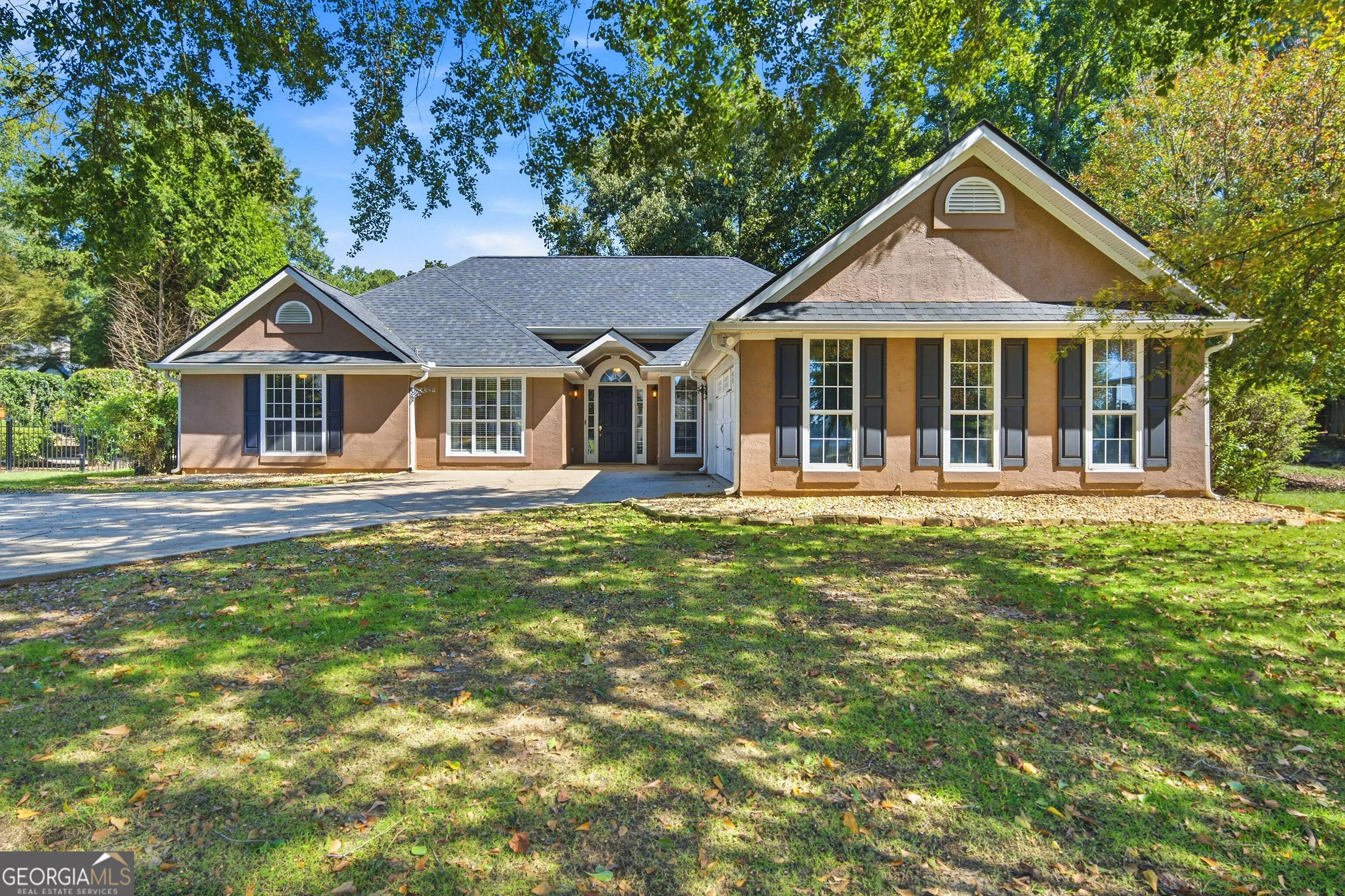 404 Cimaron Park