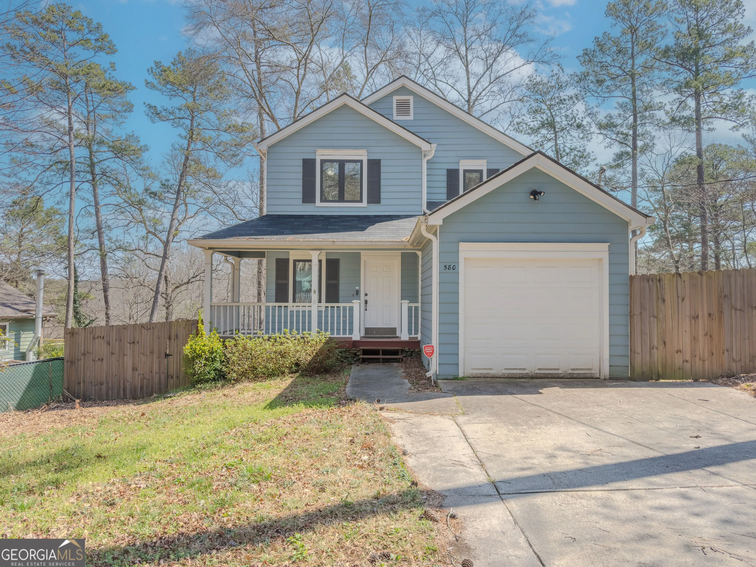580 LAKE Drive