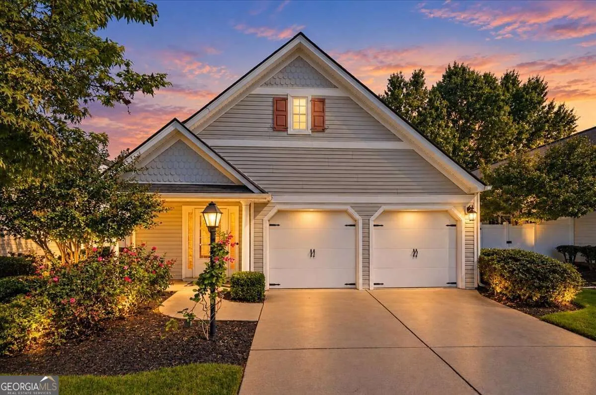 2560 Cottage View Way