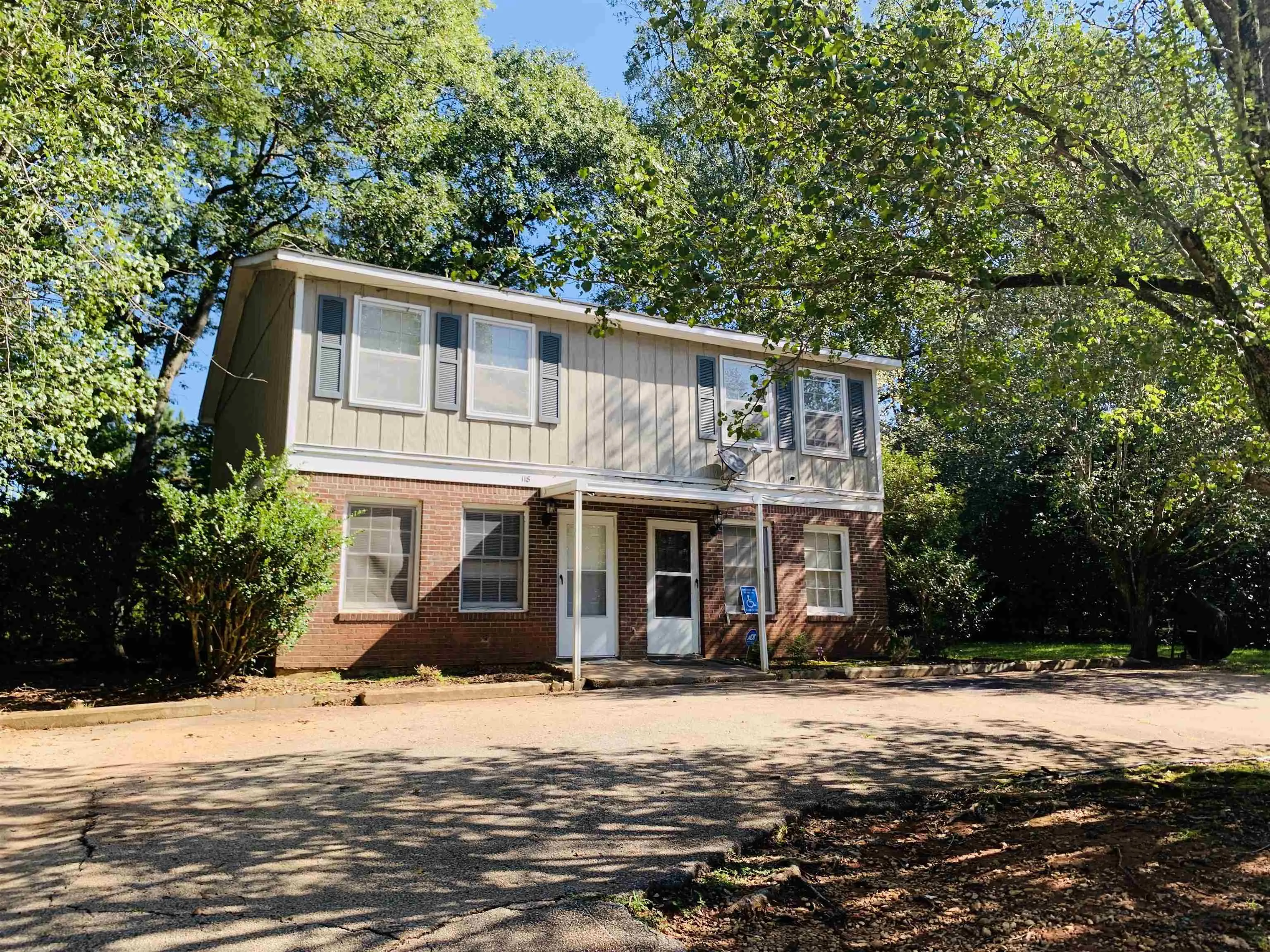 118 116 Lafayette Court #118