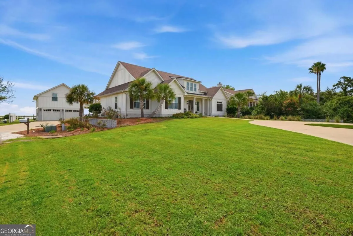 102 Talahi Lane
