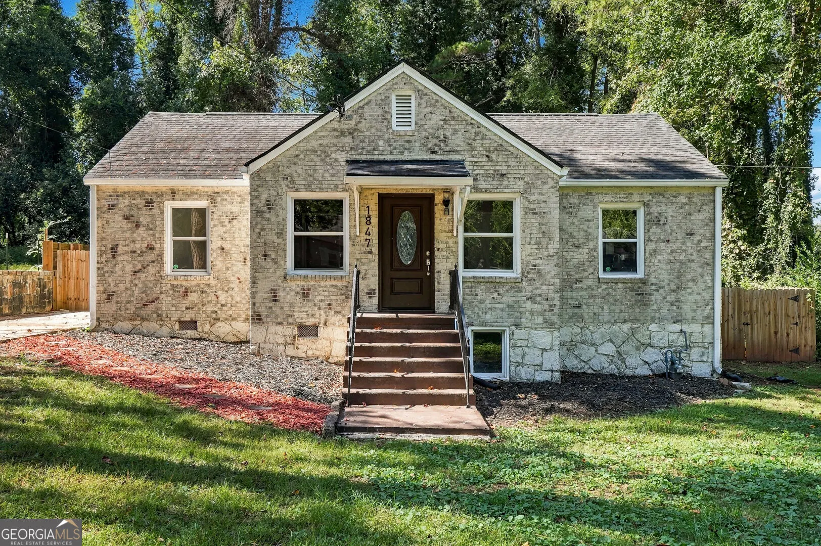 1847 Ridgeland Drive