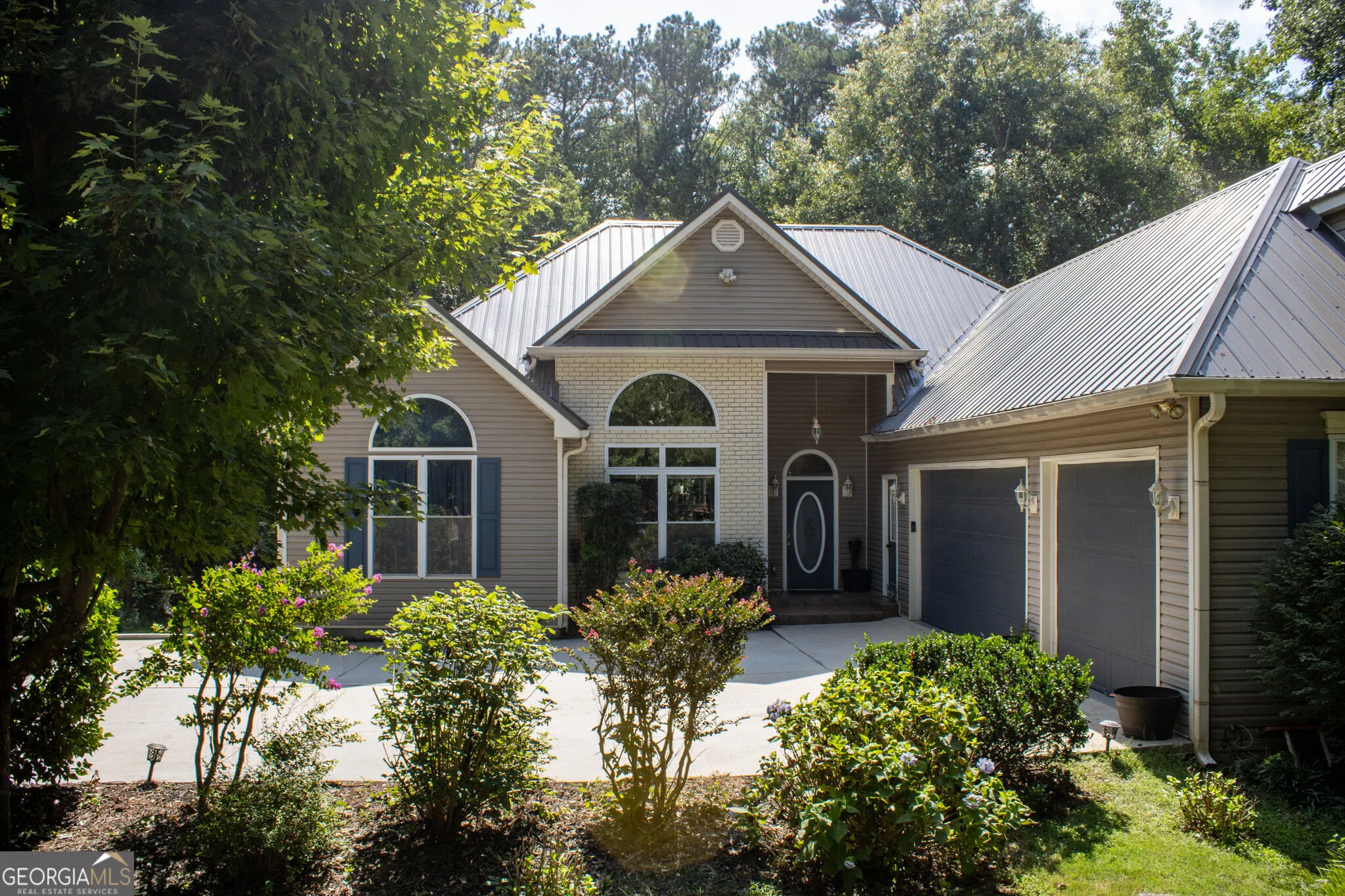 1724 Elks Club Road