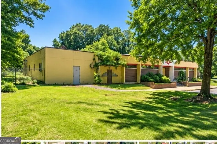 3699 Bakers Ferry Road SW