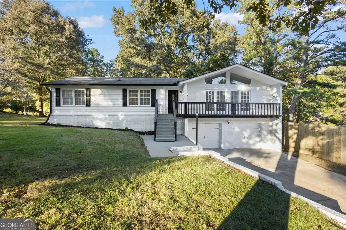 6140 Michelle Lane