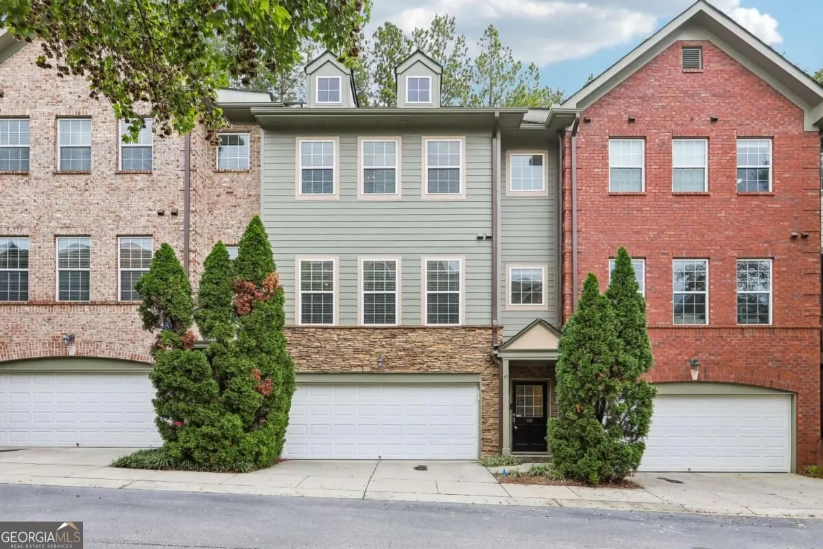 1439 Ashford Creek Circle NE