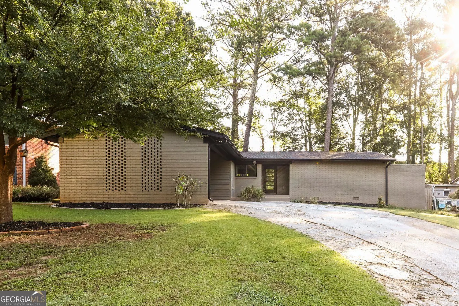 1389 Sanden Ferry Drive