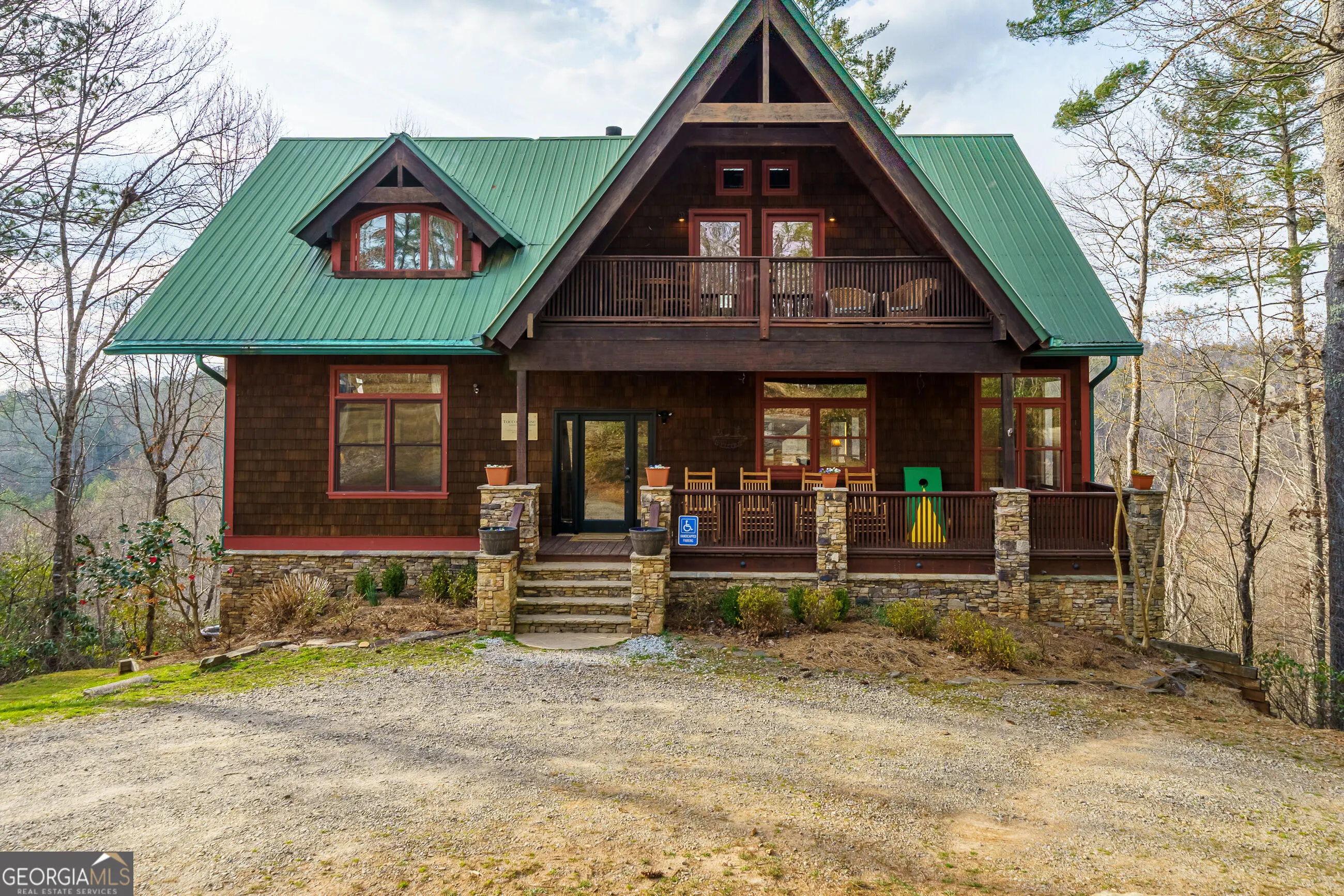 153 Riverview Circle