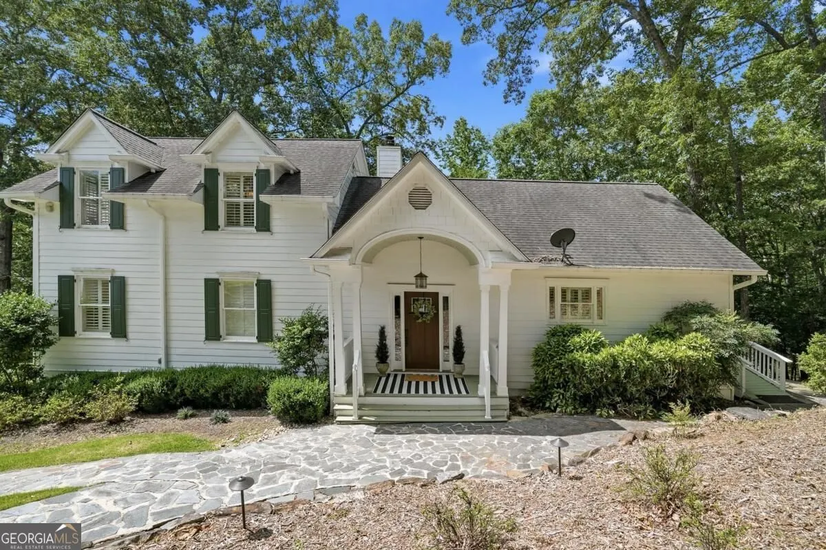 380 Fredricks Cove