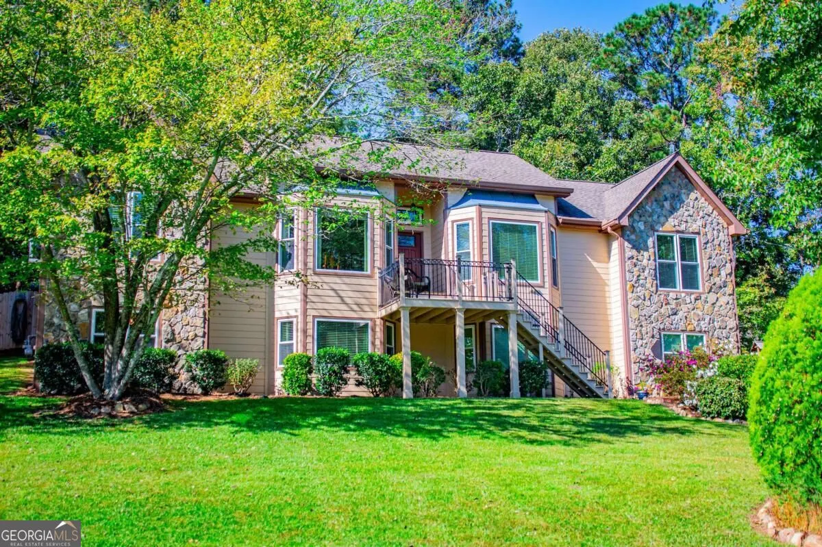 4373 Turnberry Court