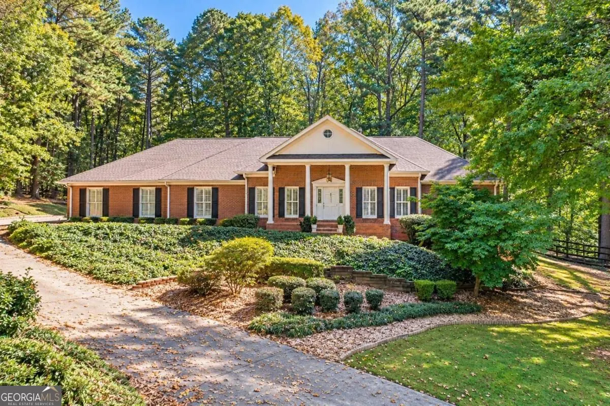 535 Autumn Wood Close