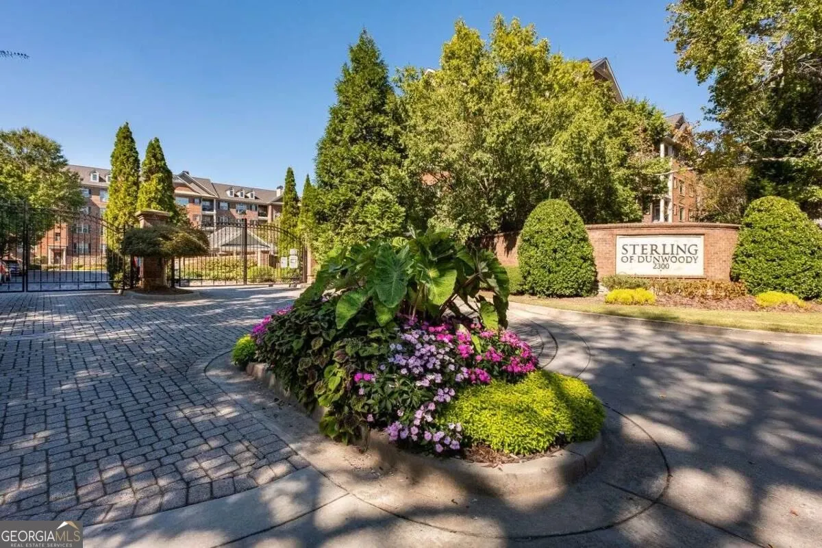 3410 2300 Peachford Road #3410
