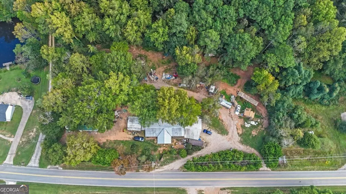 4233 Jim Hood Road